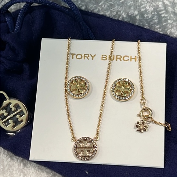 Tory Burch Jewelry - 💛TORY Burch Set.